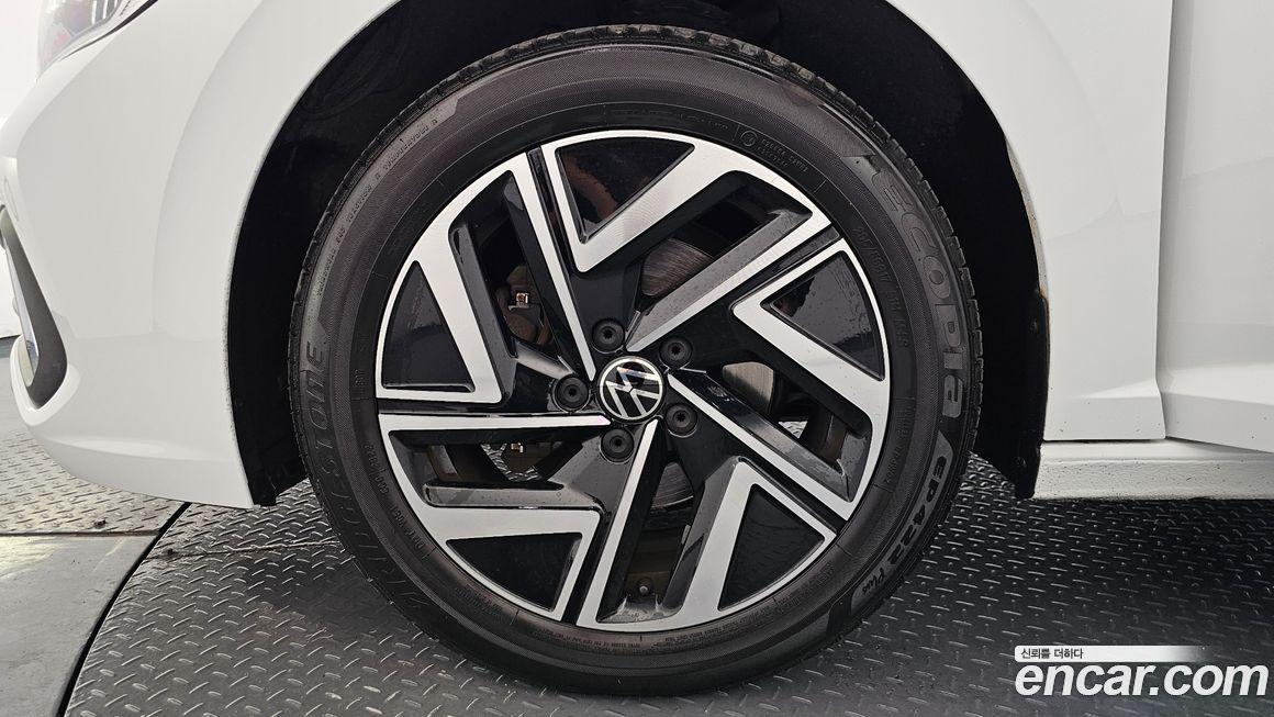Volkswagen Jetta 2023