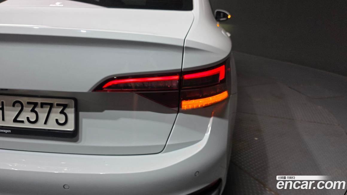 Volkswagen Jetta 2023