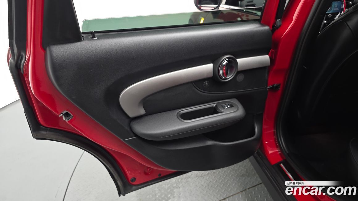 Mini Clubman 2023