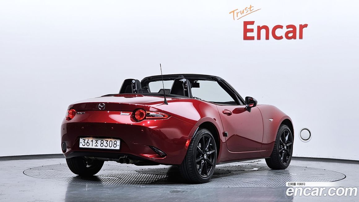 Mazda MX-5 Miata 2020