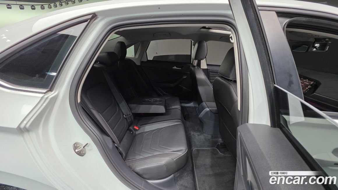 Volkswagen Jetta 2023