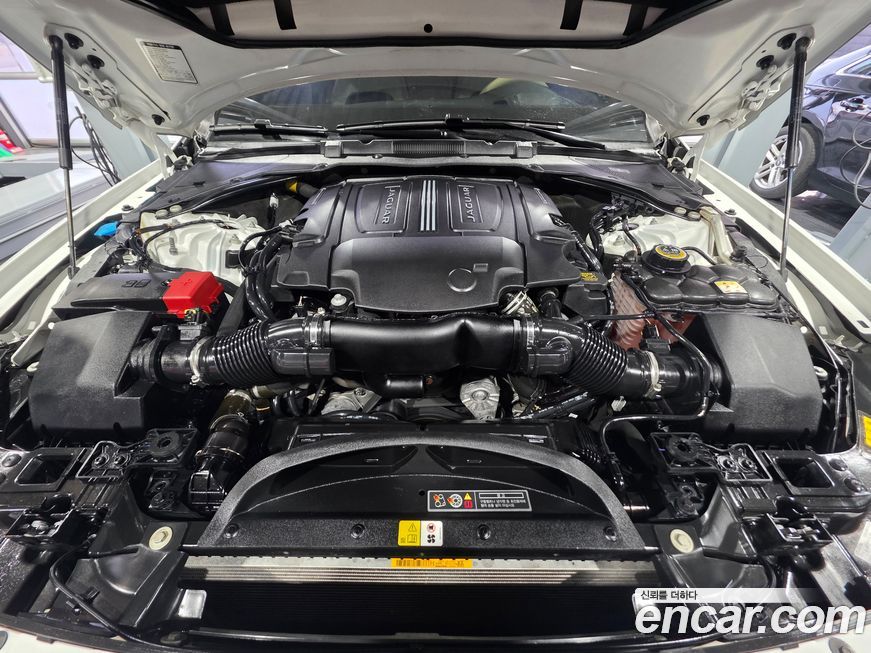 Jaguar XF 2019