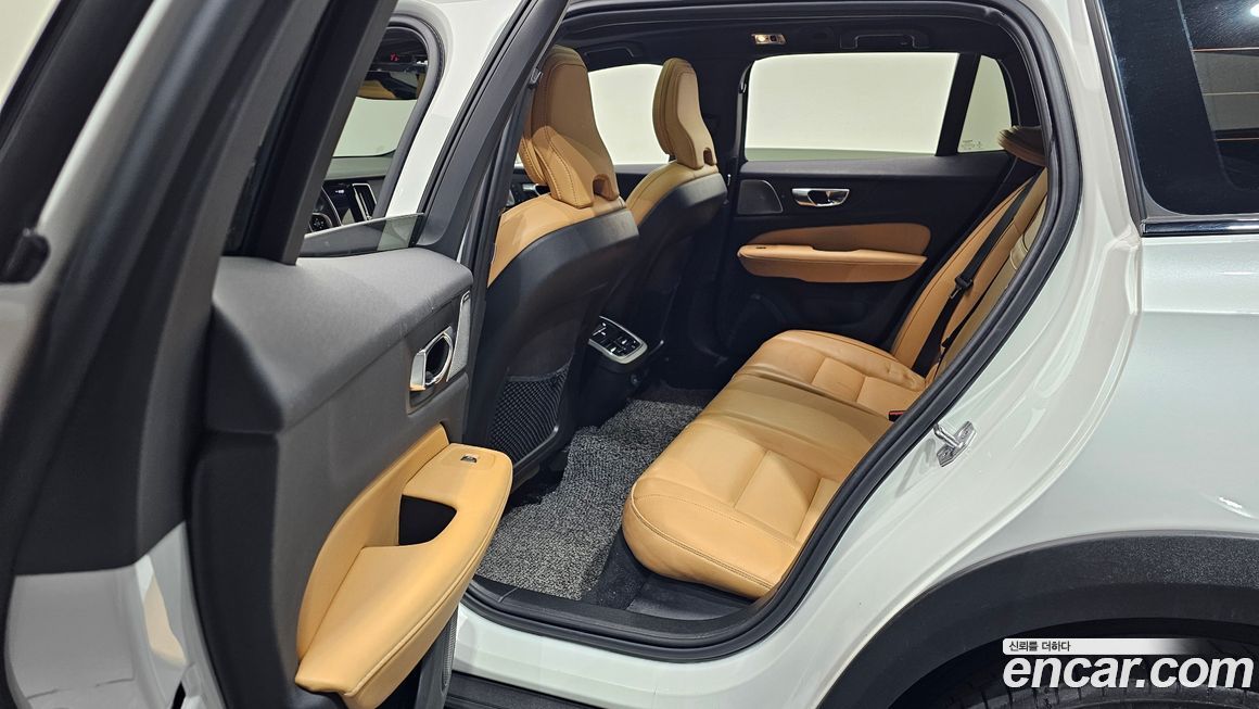Volvo V60 2021