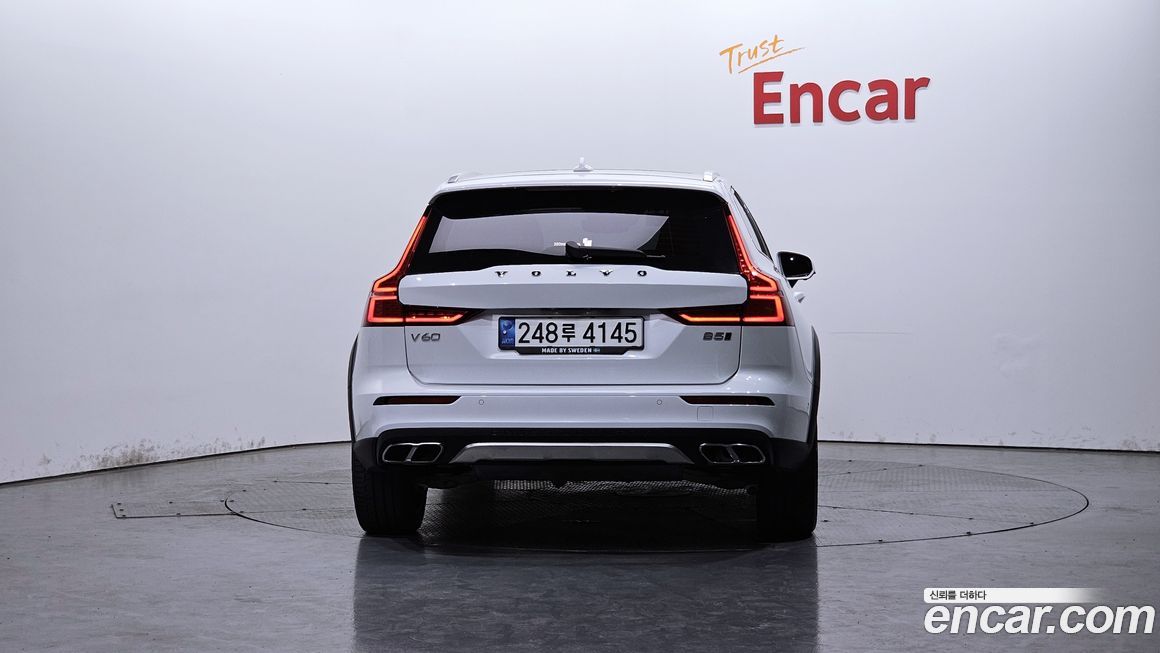 Volvo V60 2021