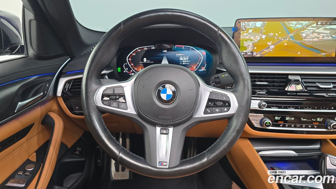 BMW 5-Series 2023