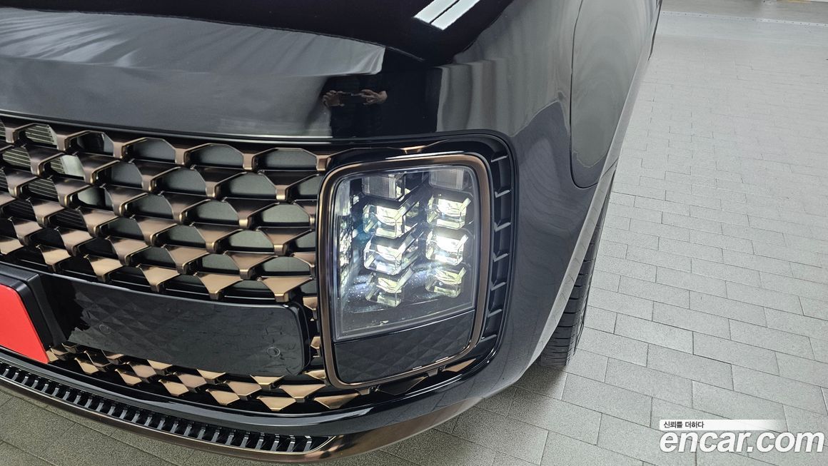 Hyundai Staria 2025
