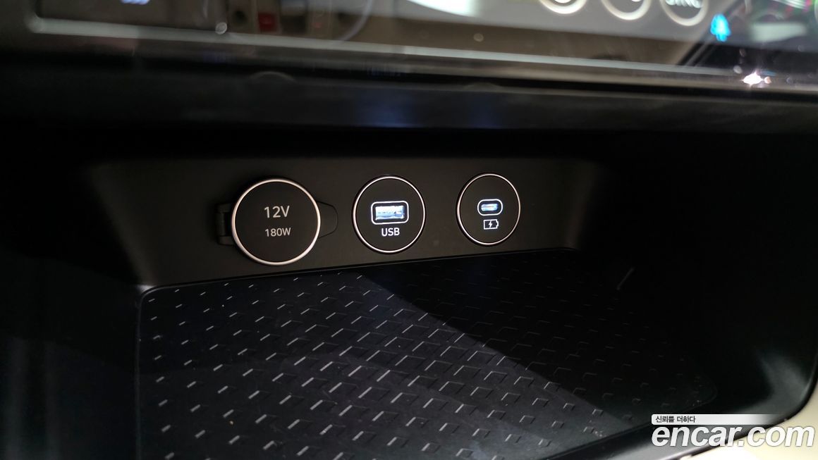 Genesis G70 2025