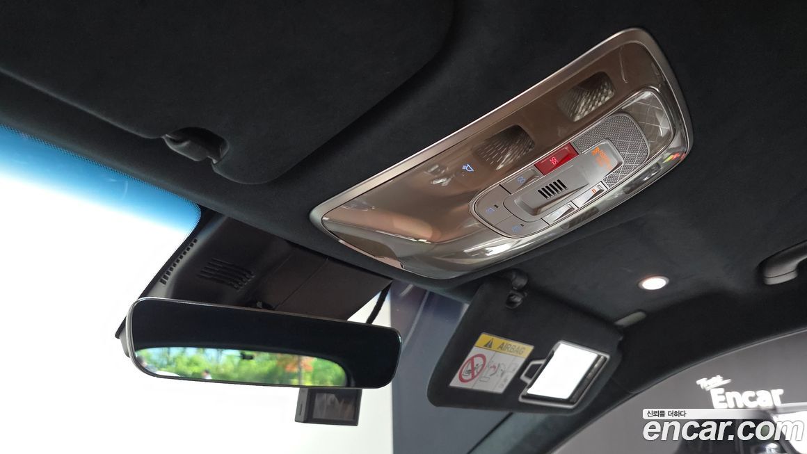 Genesis GV70 2023