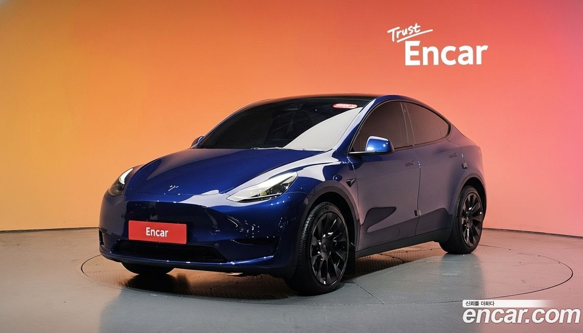 Tesla Model Y 2023