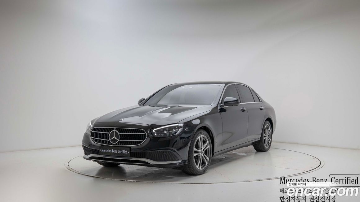 Mercedes-Benz E-Class 2023