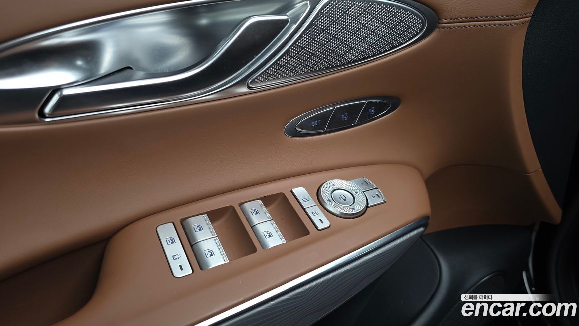 Genesis GV70 2023