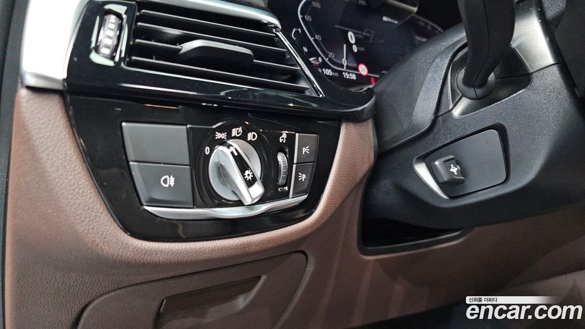 BMW 5-Series 2022