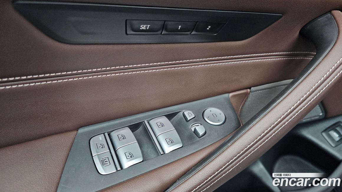 BMW 5-Series 2022