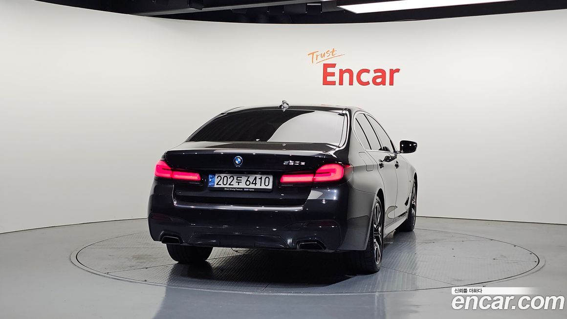 BMW 5-Series 2022