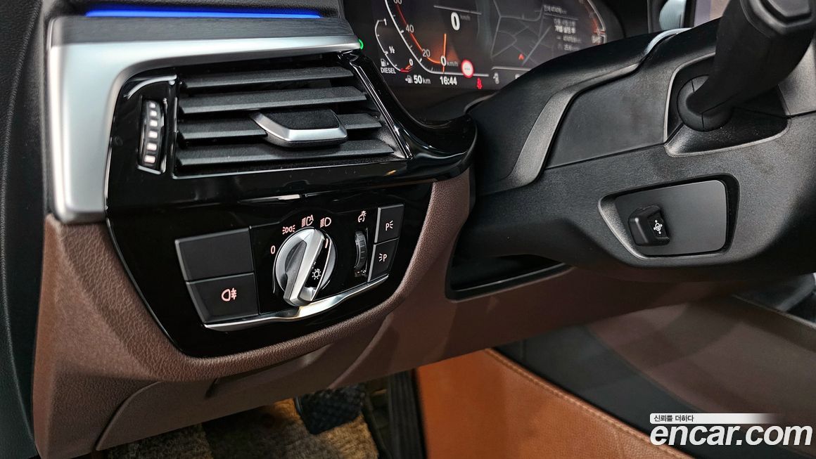 BMW Gran Turismo 2021