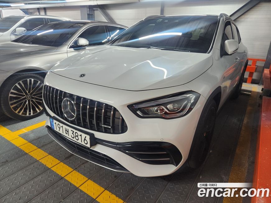 Mercedes-Benz GLA-Class 2023