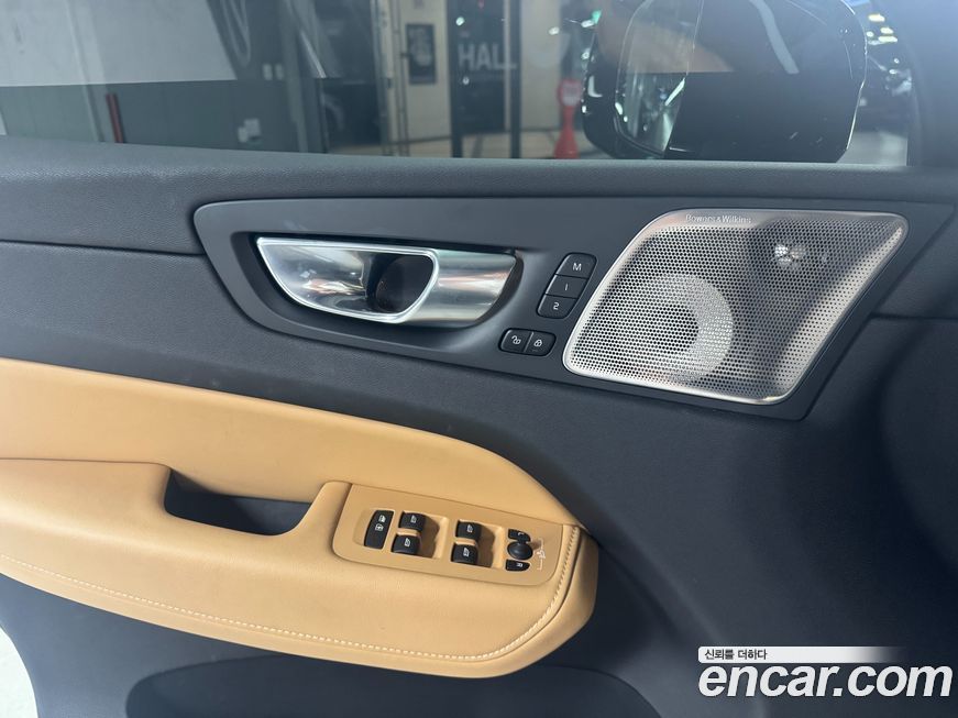 Volvo XC60 2024