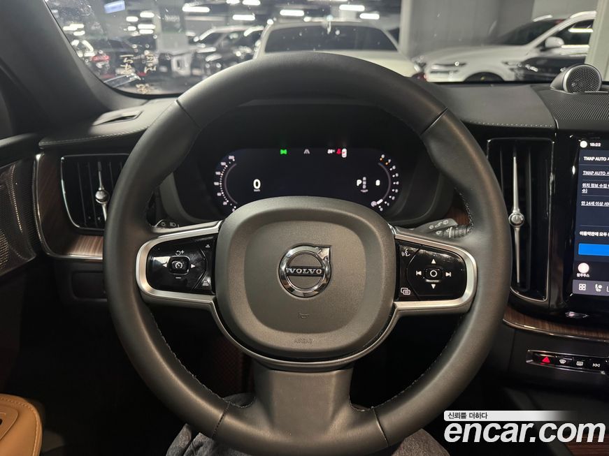 Volvo XC60 2024