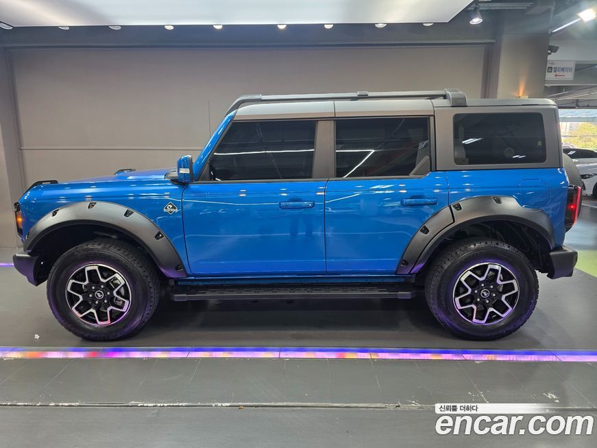 Ford Bronco 2022