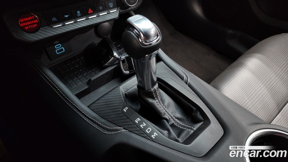 Ford Mustang 2024