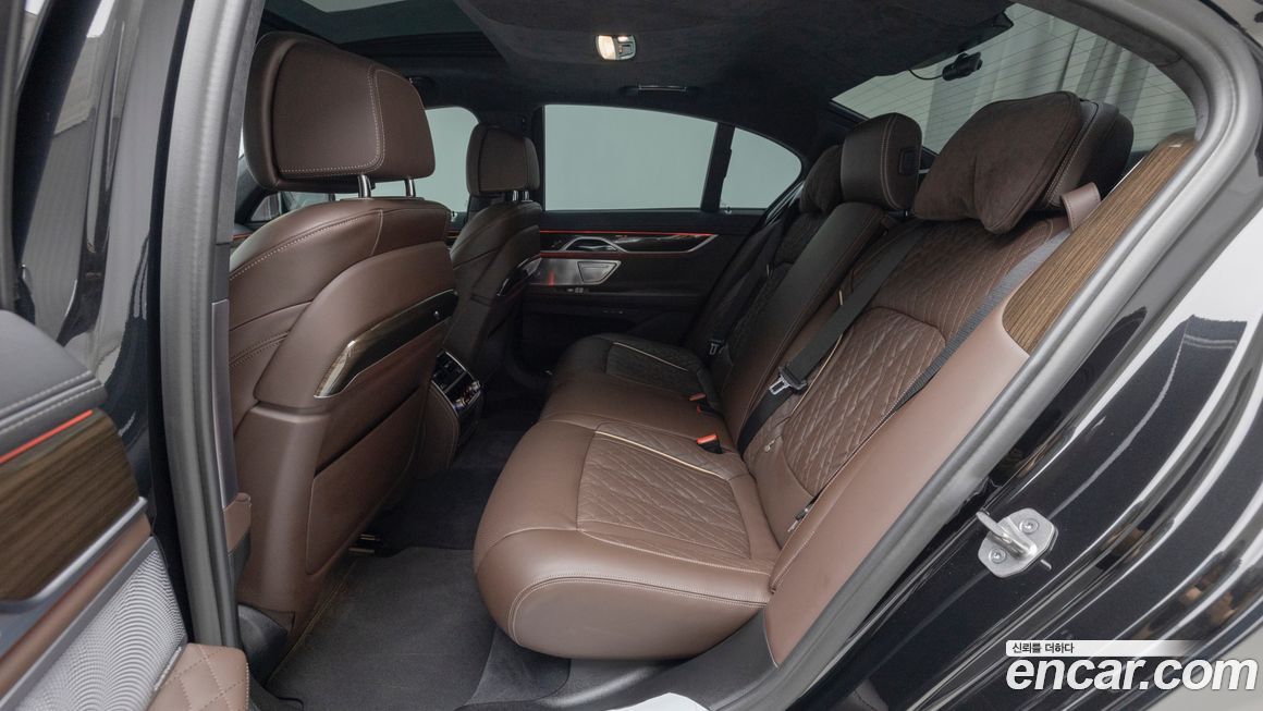 BMW 7-Series 2022