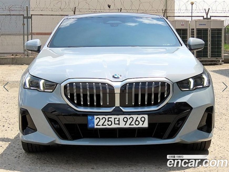 BMW 5-Series 2025