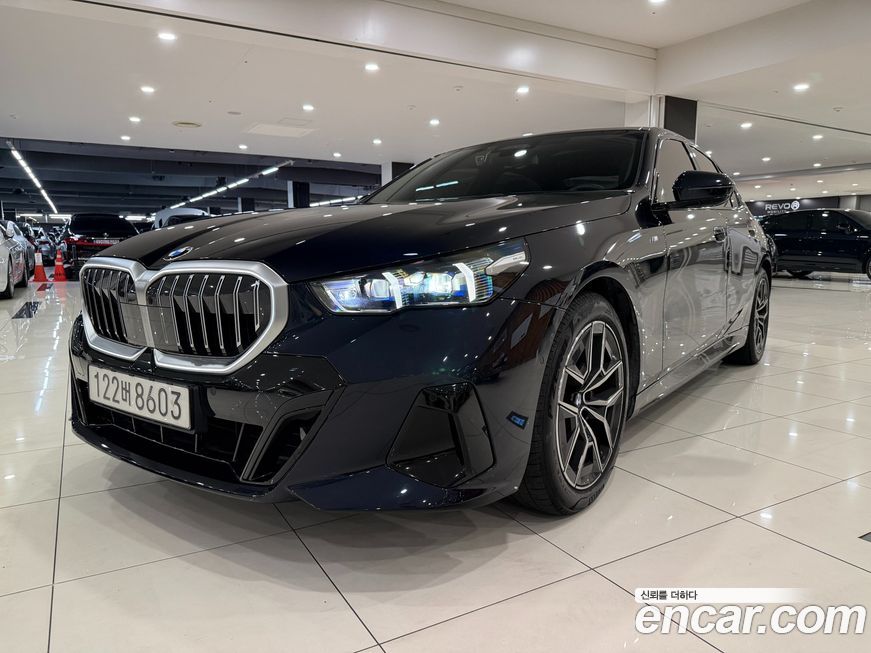 BMW 5-Series 2025