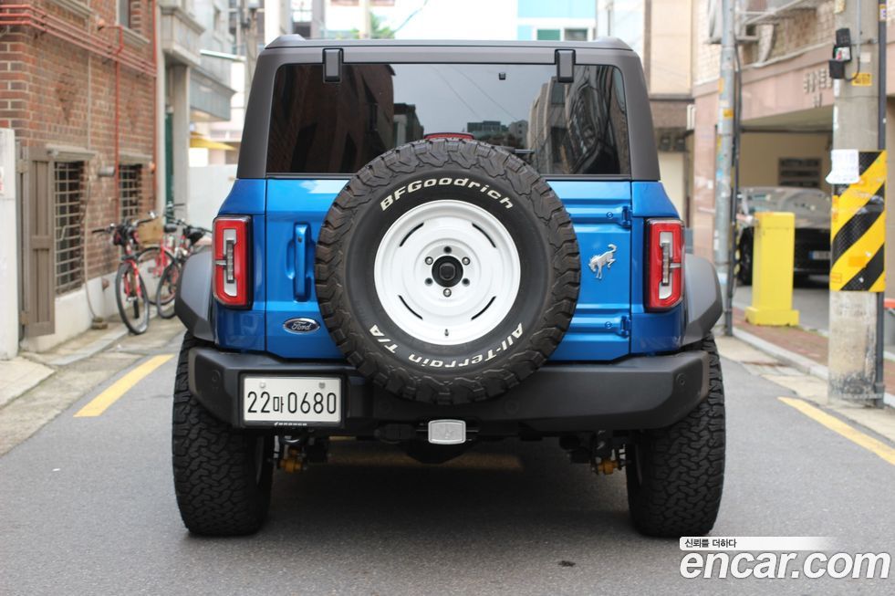 Ford Bronco 2023