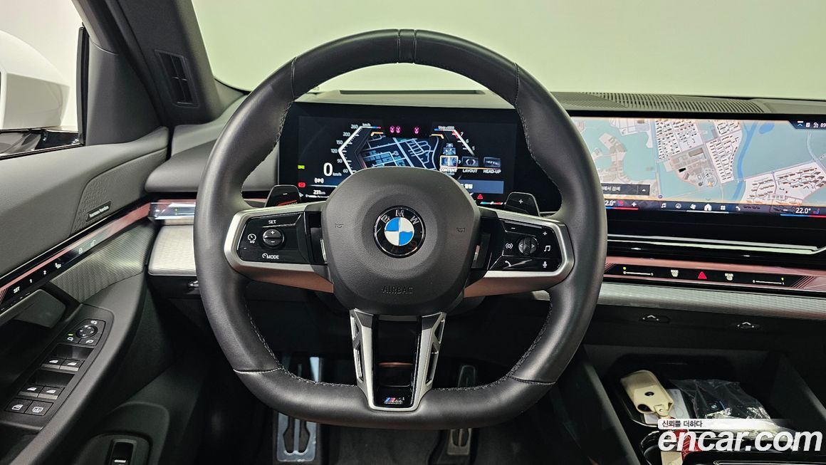 BMW 5-Series 2024