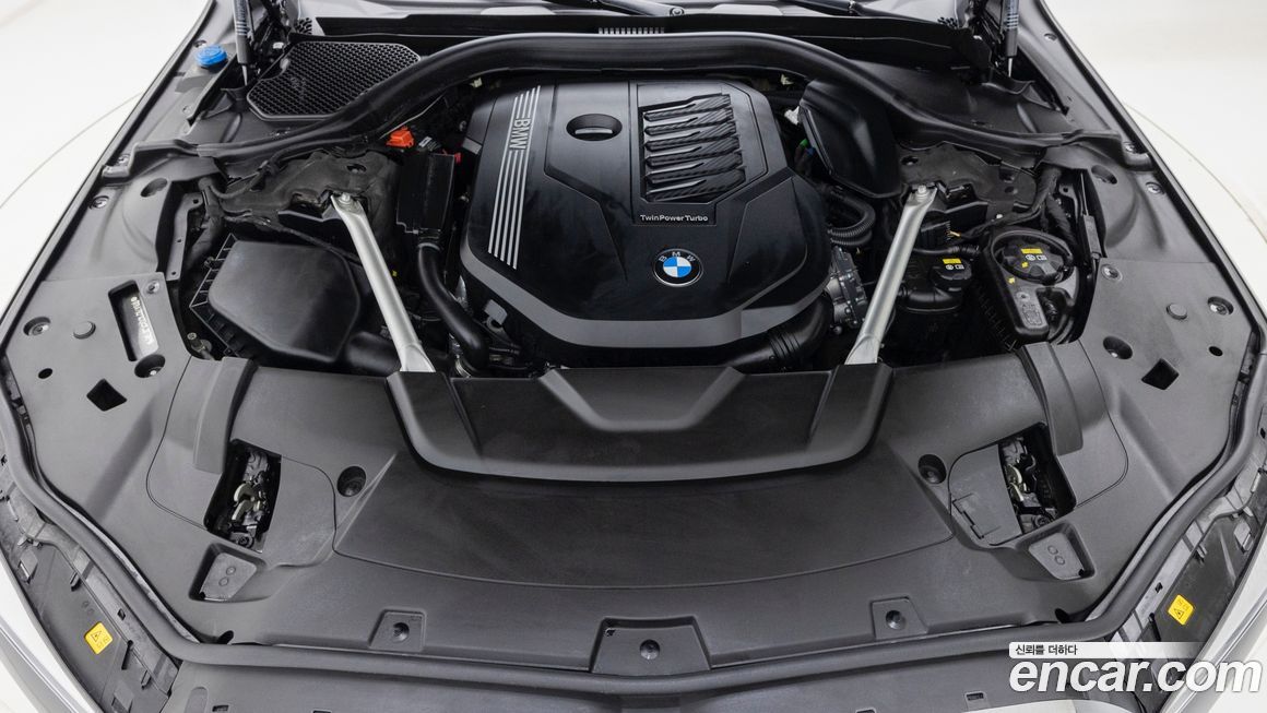 BMW 7-Series 2022