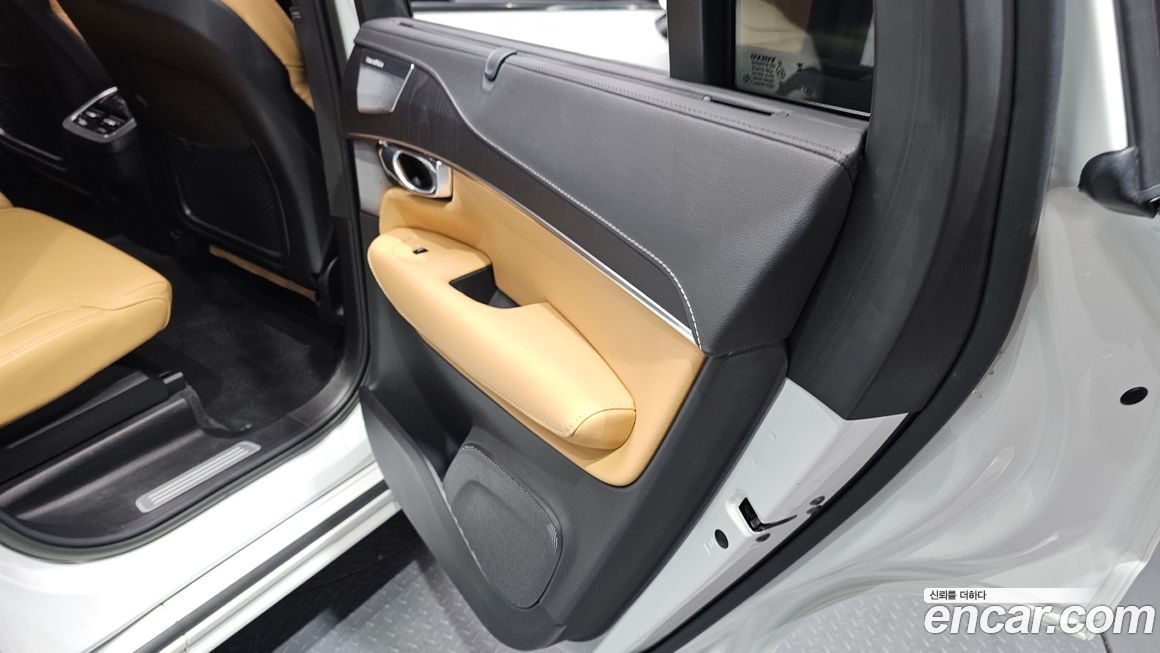 Volvo XC90 2023
