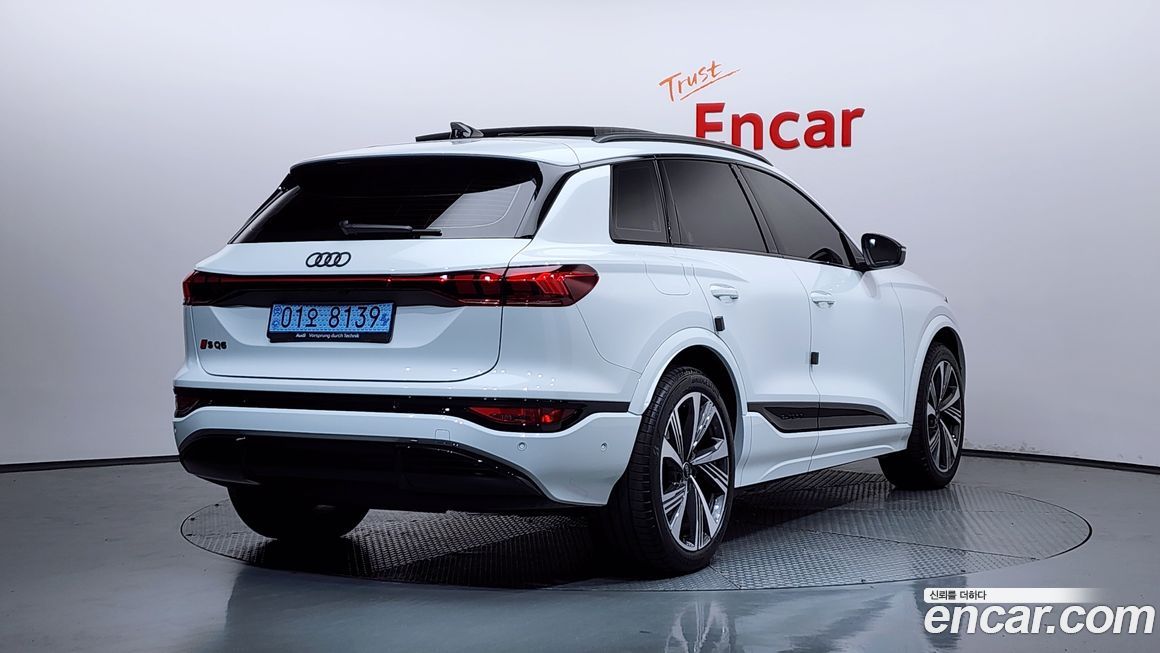 Audi SQ6 e-tron 2025