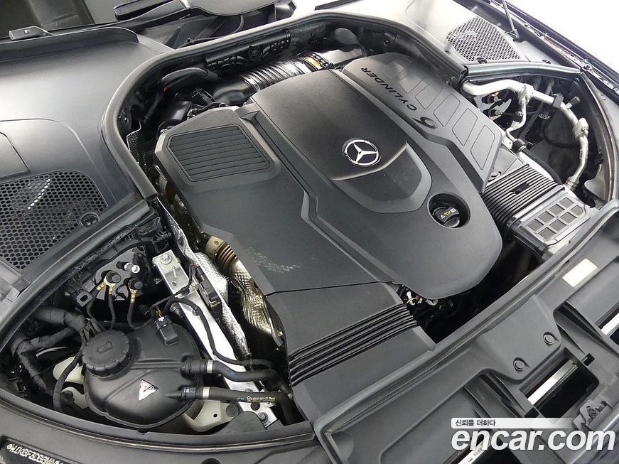 Mercedes-Benz S-Class 2021