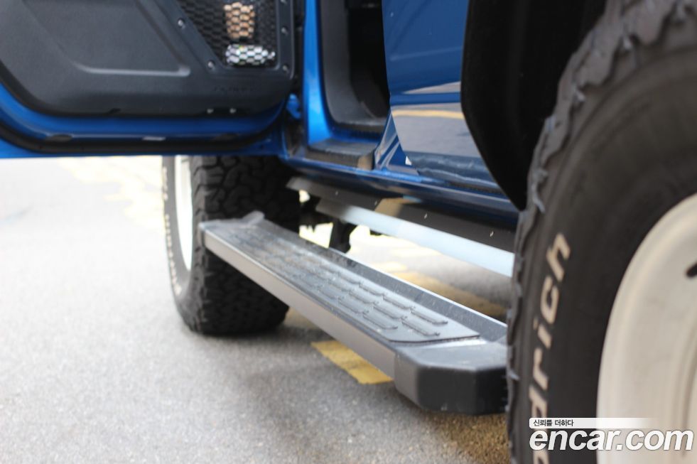 Ford Bronco 2023