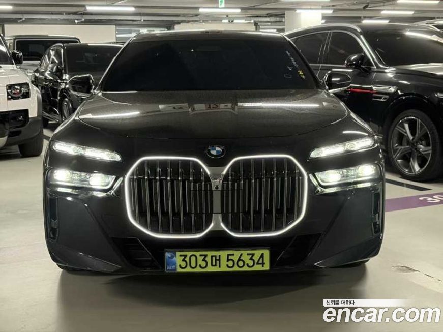 BMW 7-Series 2025