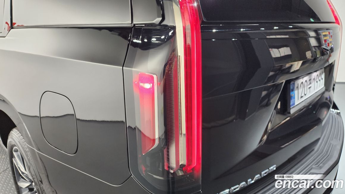 Cadillac Escalade 2024