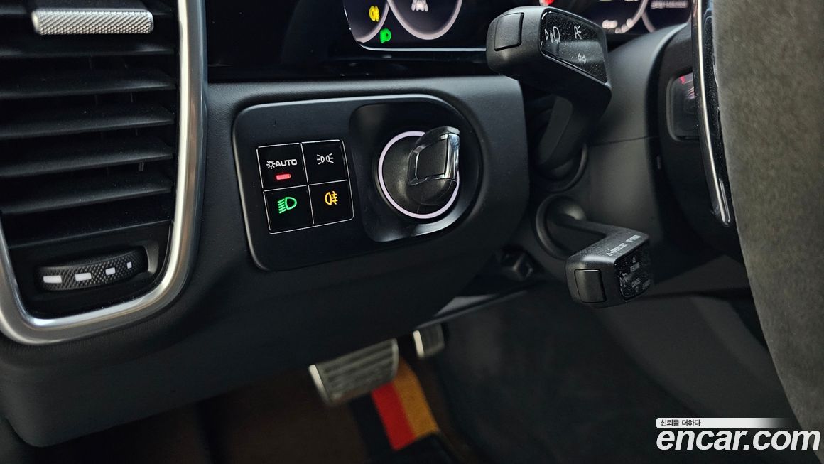 Porsche Cayenne 2020