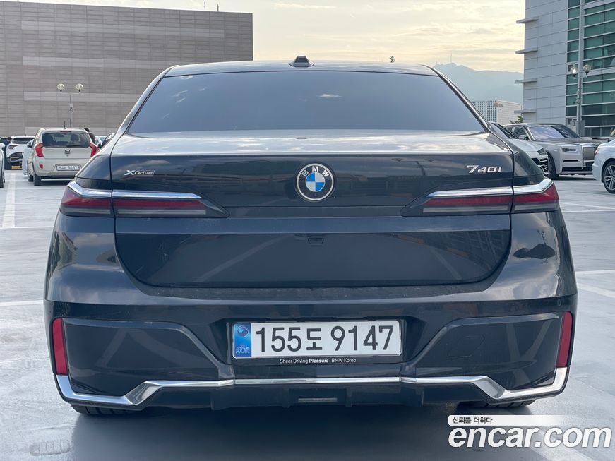 BMW 7-Series 2025