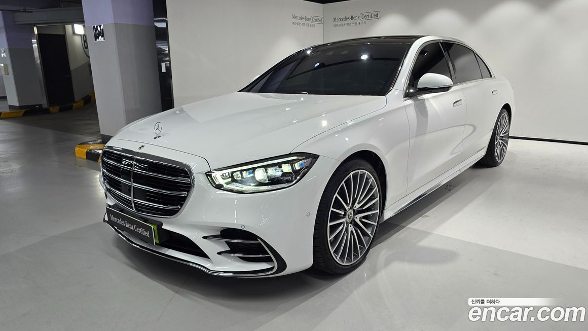 Mercedes-Benz S-Class 2025