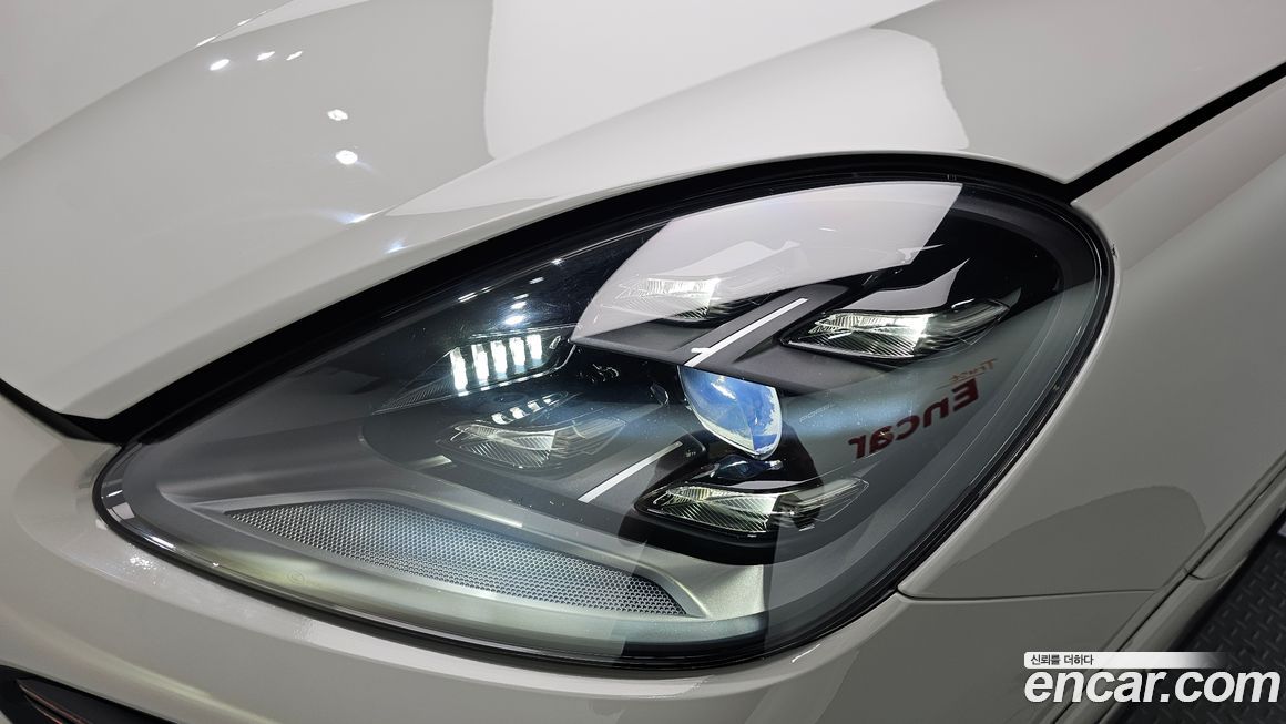 Porsche Cayenne 2020