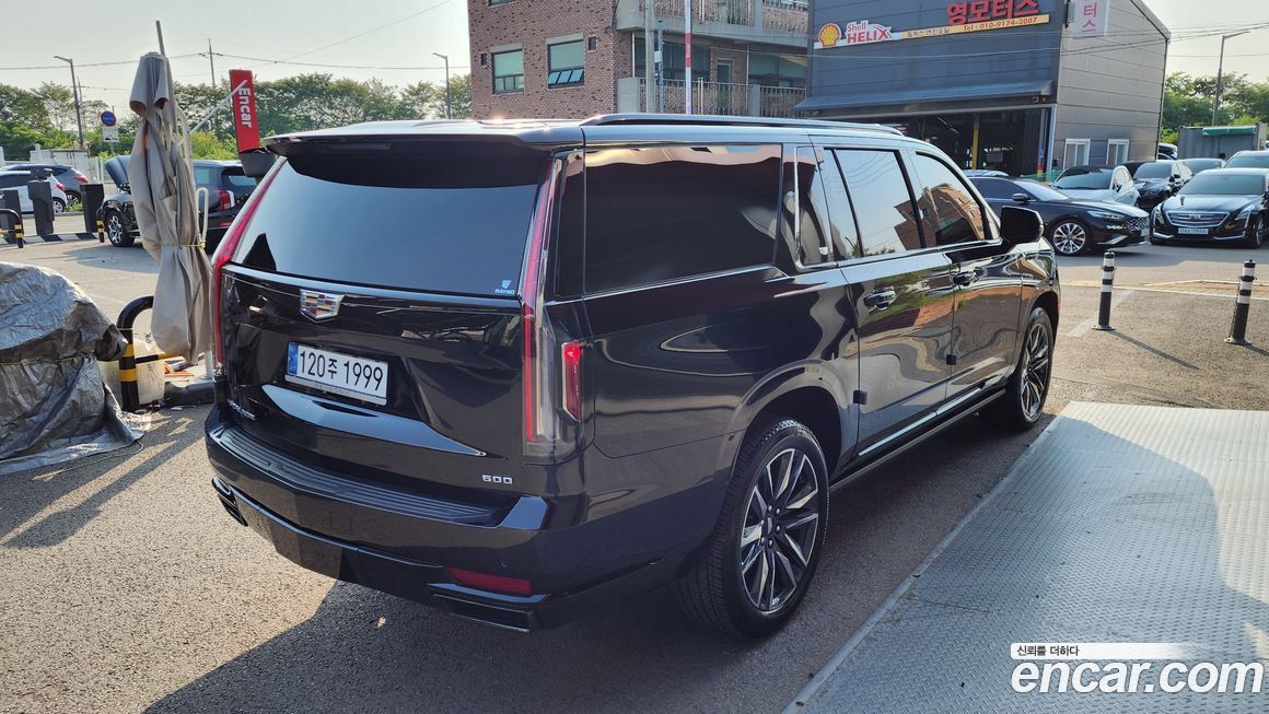 Cadillac Escalade 2024
