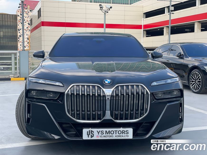 BMW 7-Series 2025