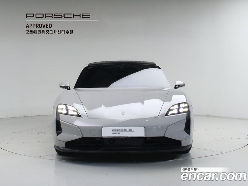 Porsche Taycan 2025