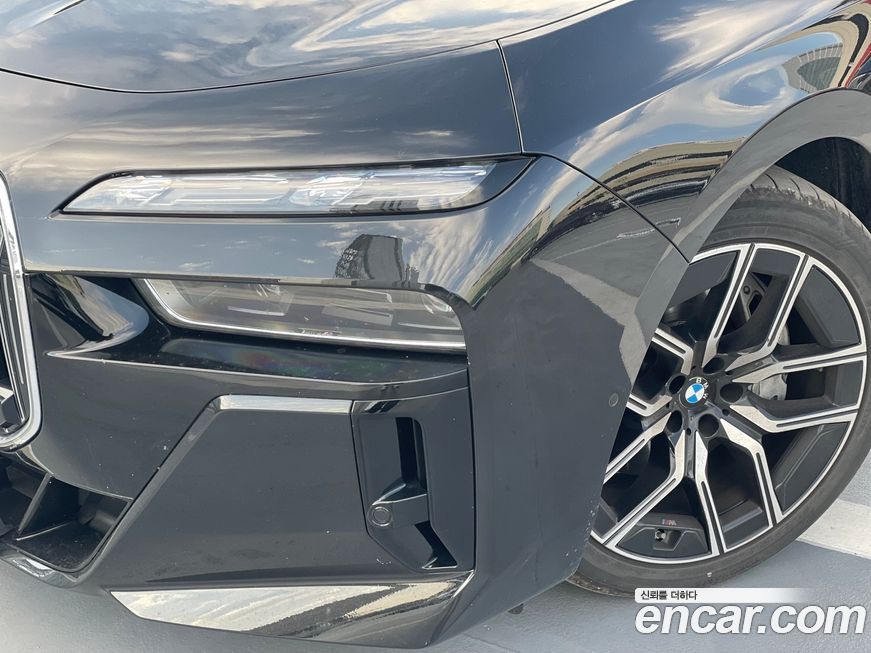 BMW 7-Series 2025