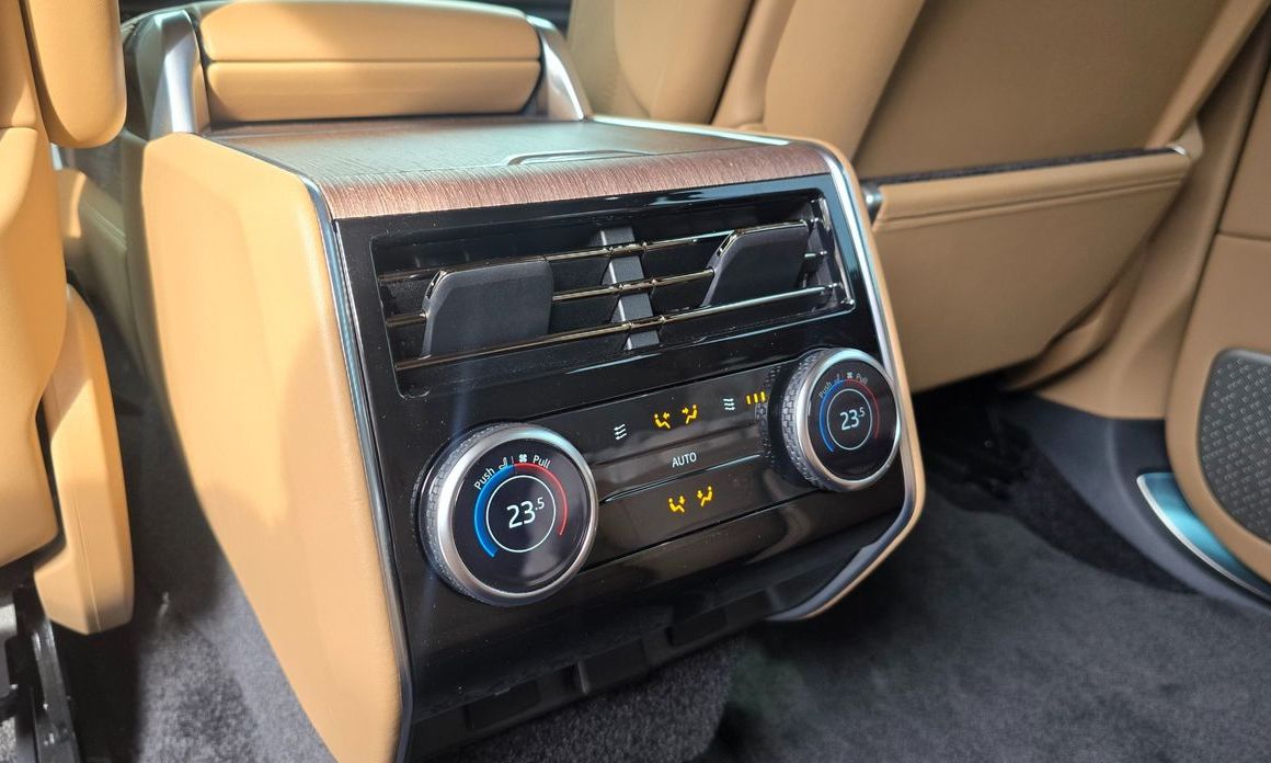 Land Rover Range Rover 2025