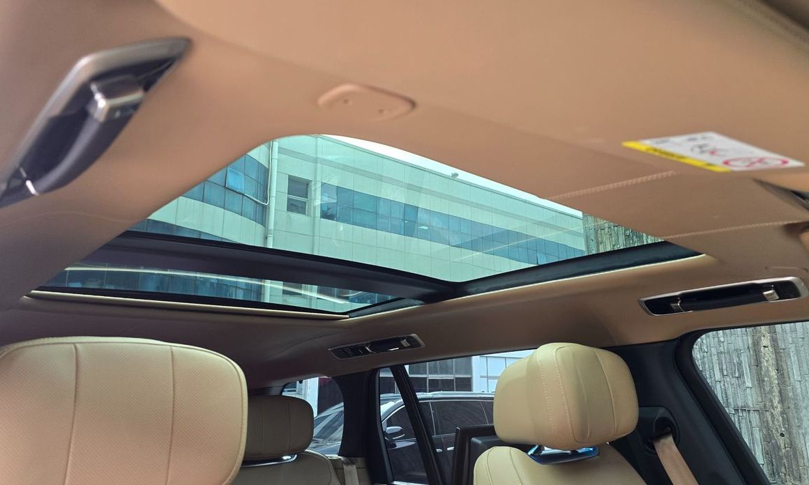 Land Rover Range Rover 2025
