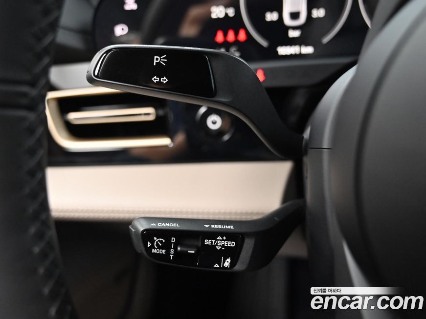 Porsche Taycan 2025