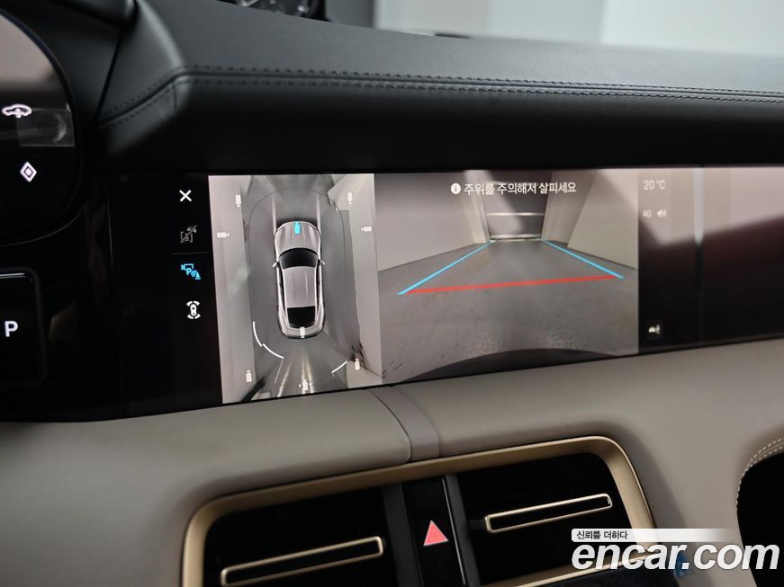 Porsche Taycan 2025