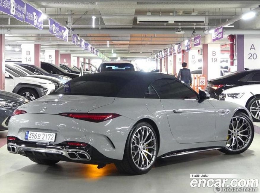 Mercedes-Benz SL-Class 2023