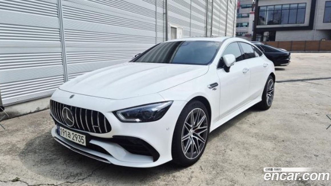 Mercedes-Benz AMG GT 2023